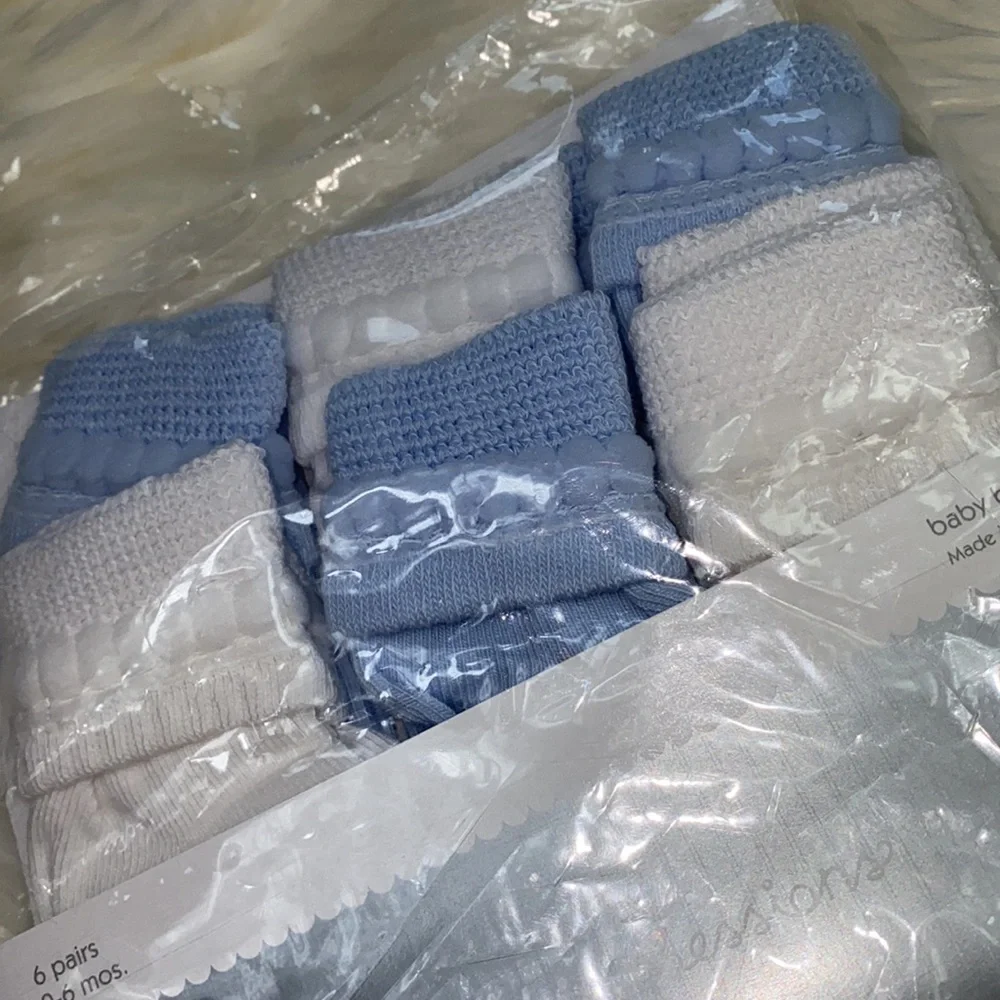 •first impressions• NEWBORN {blue & white} Booties